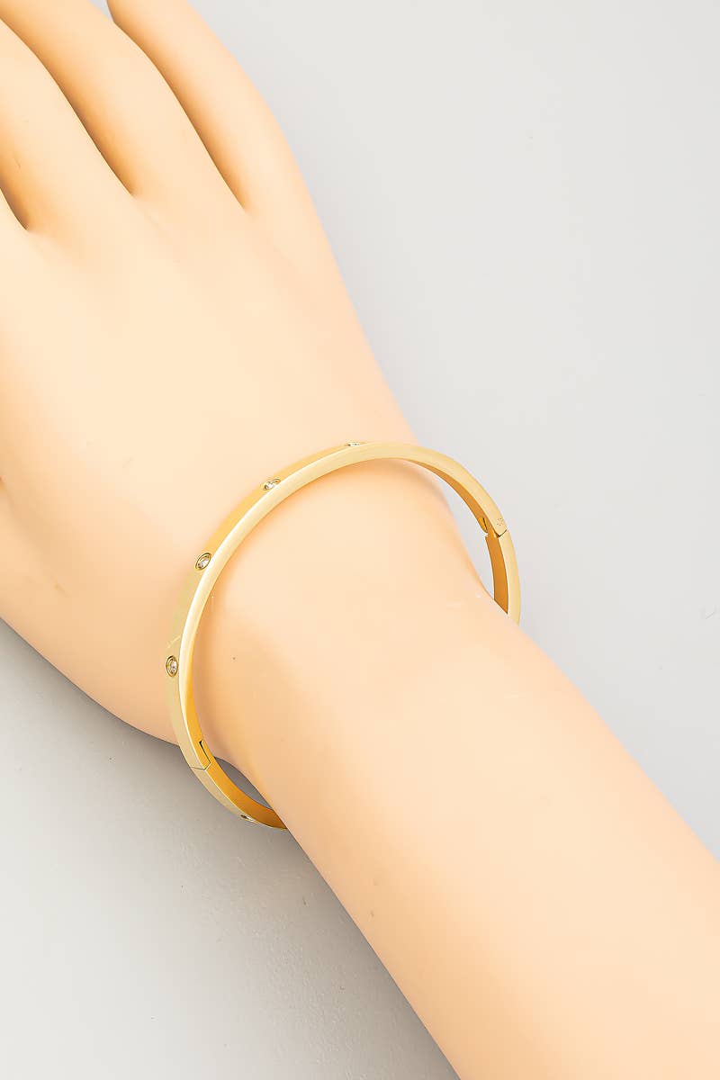 Studded Solid Clasp Bracelet