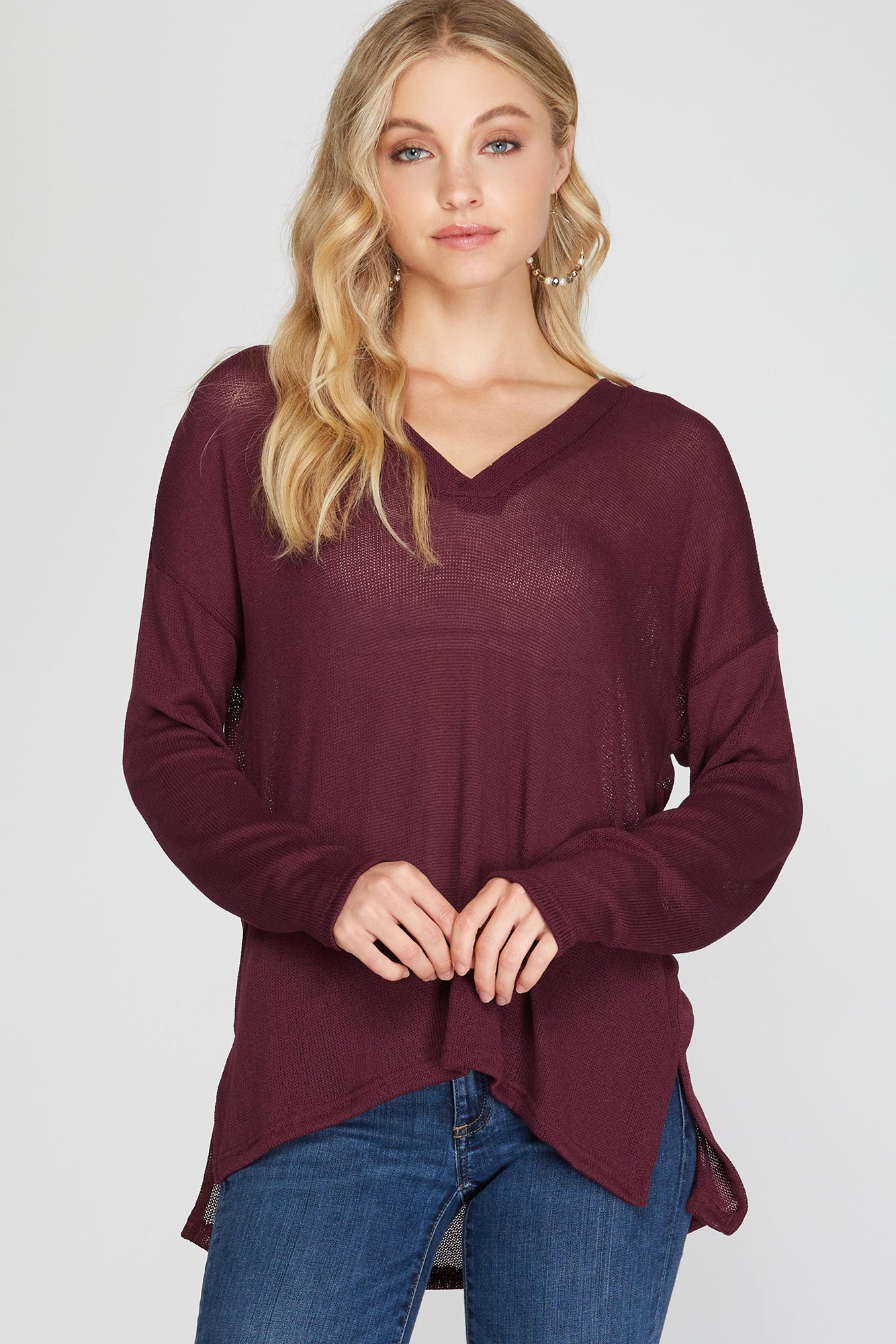 Long Sleeve V-Neck Knit Top