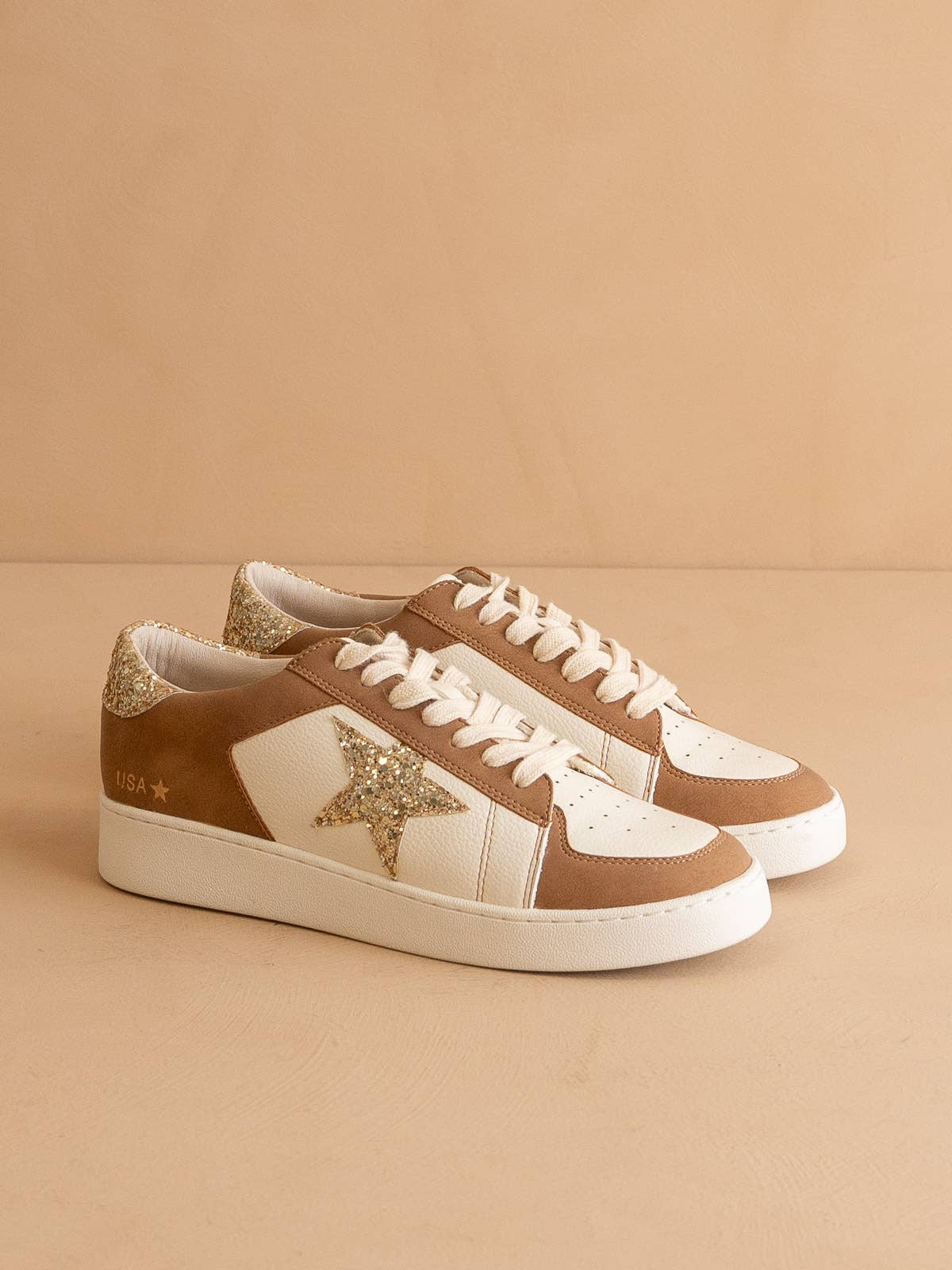 Camel Glitter Star Sneaker