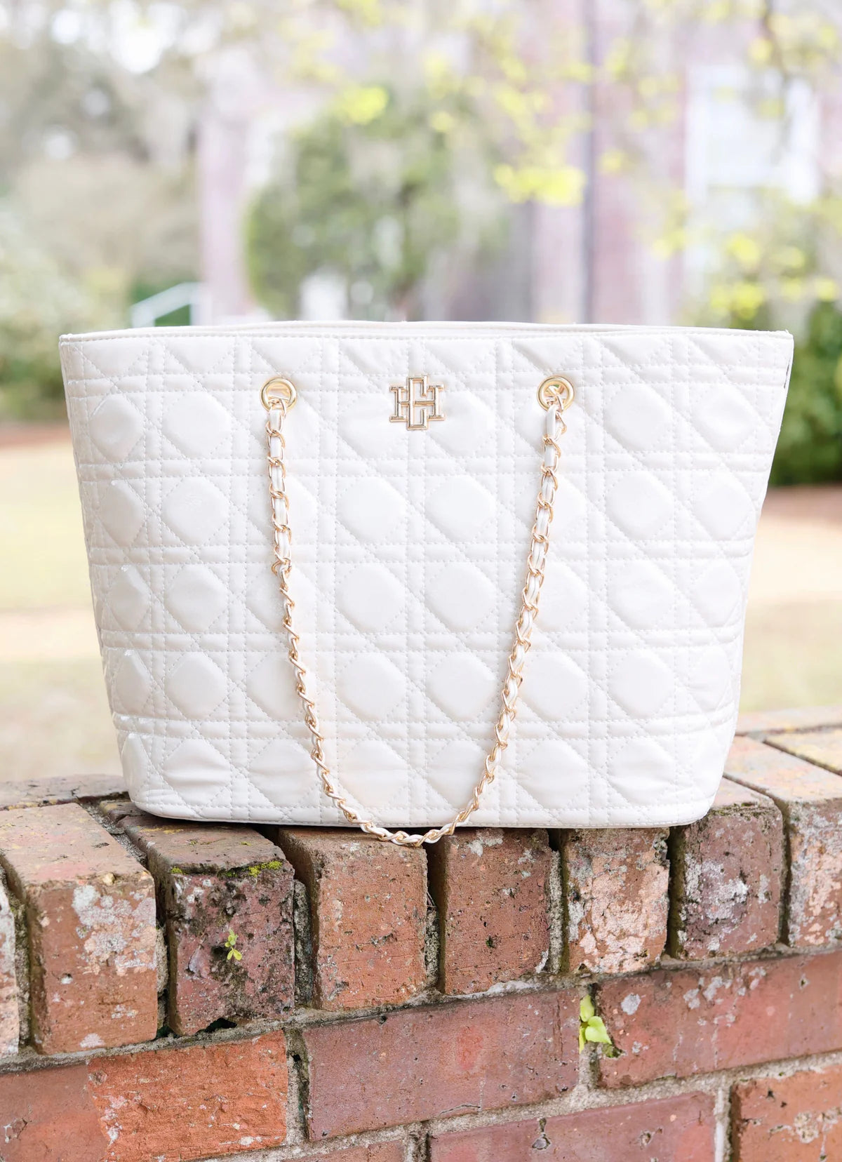 Quentin Quilted Tote in Ivory