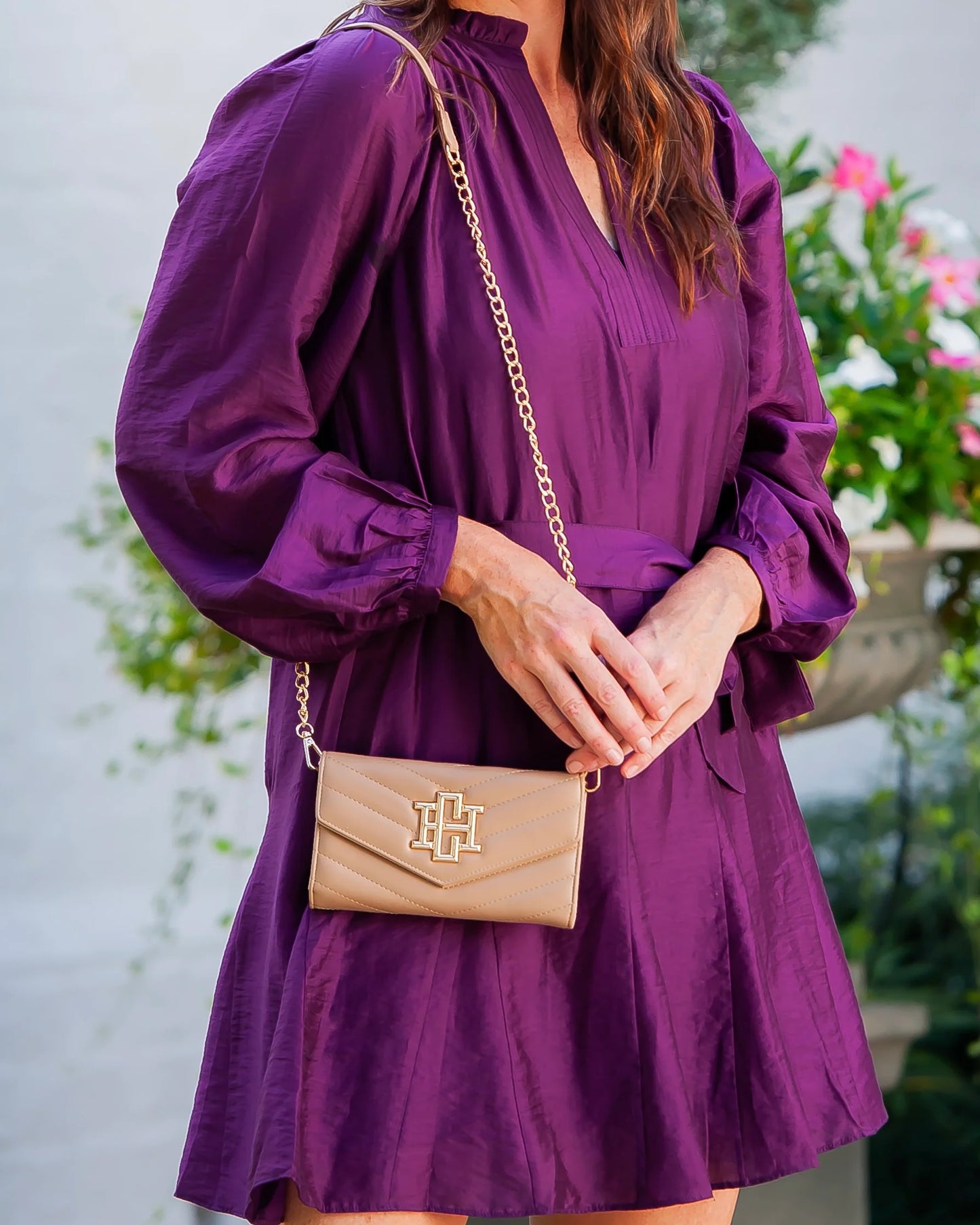 Carlington Clutch/Crossbody Latte