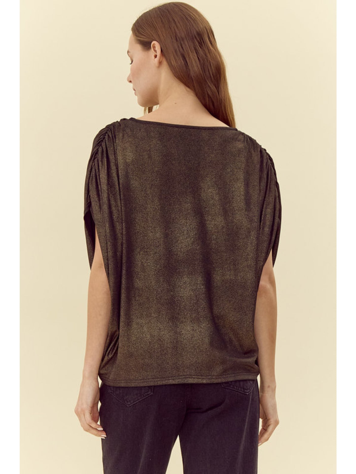 Glossy Top with U-Neck