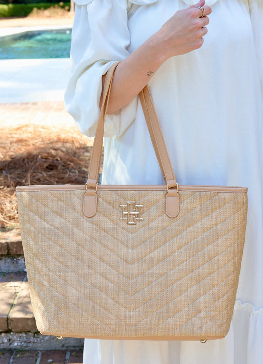 Caroline Hill James Tote Natural V Quilted
